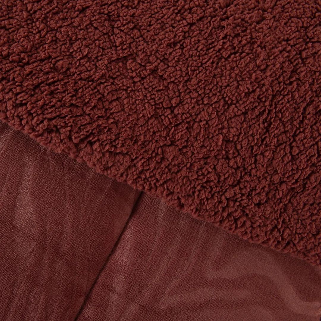 Plumón Coral Emboss 1.5 Plazas Ladrillo Mashini
