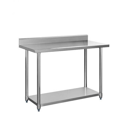 Mesón mural de acero inoxidable con superficie lisa y pulida, ideal para cocinas profesionales.